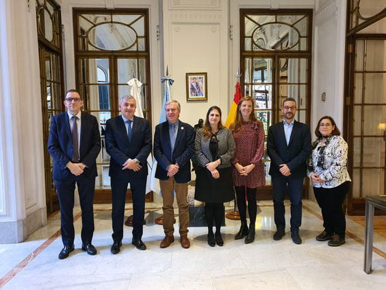 Reunión en la Embajada de Argentina