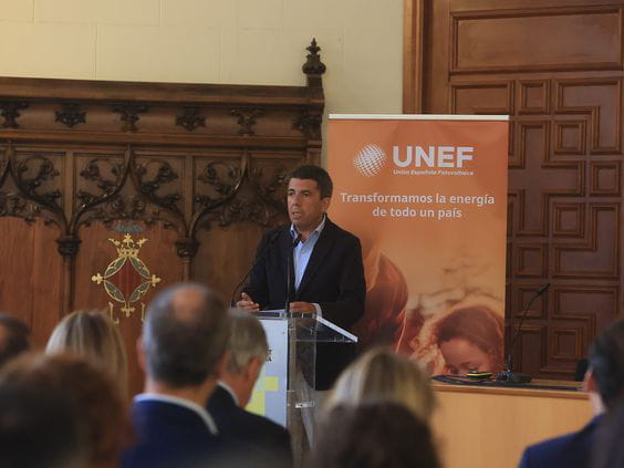Carlos Mazón, presidente de la Comunidad Valenciana:  “La Comunidad Valenciana quiere liderar la transición energética con la fotovoltaica como protagonista”