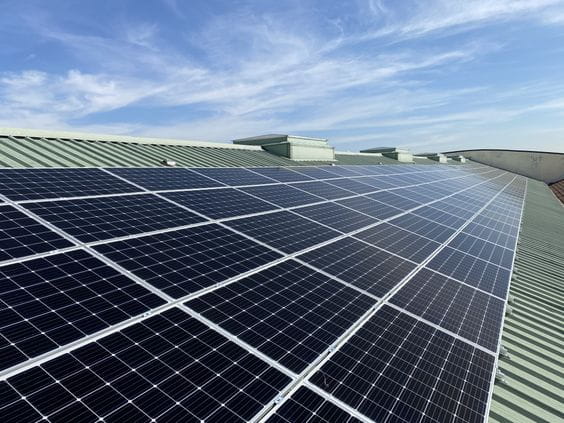 UNEF propone medidas urgentes para impulsar el autoconsumo, que sigue cayendo