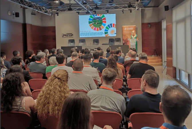 Cataluña buscar liderar la transición energética con un modelo fotovoltaico respetuoso con la biodiversidad y estrictos criterios ambientales