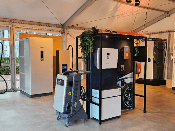 Sungrow presenta su nuevo sistema de carga Megawatt en el Sungrow Charging Summit 2025