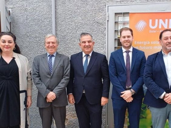 Agricultores, instituciones, investigadores y empresas comparten en Murcia el potencial de la agrovoltaica