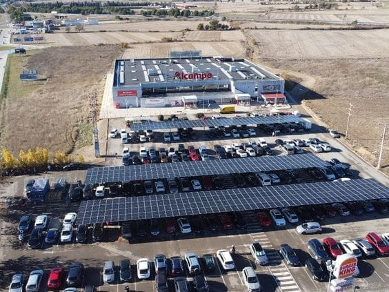 Helexia inaugura nueva instalación fotovoltaica en el  hipermercado de Alcampo Huesca