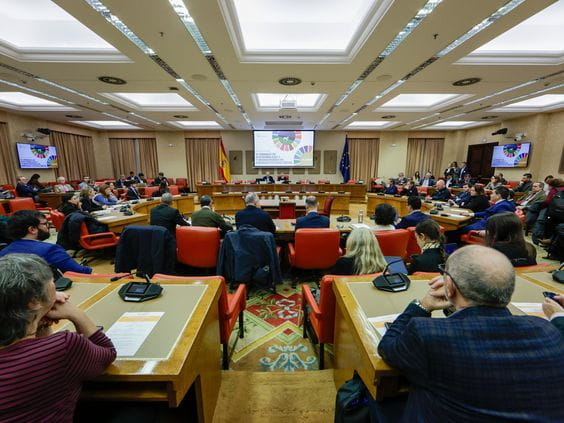 Científicos, administraciones y empresas comparten los impactos positivos de los parques fotovoltaicos en biodiversidad y desarrollo rural en España