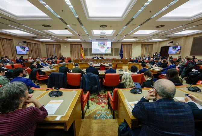 Científicos, administraciones y empresas comparten los impactos positivos de los parques fotovoltaicos en biodiversidad y desarrollo rural en España