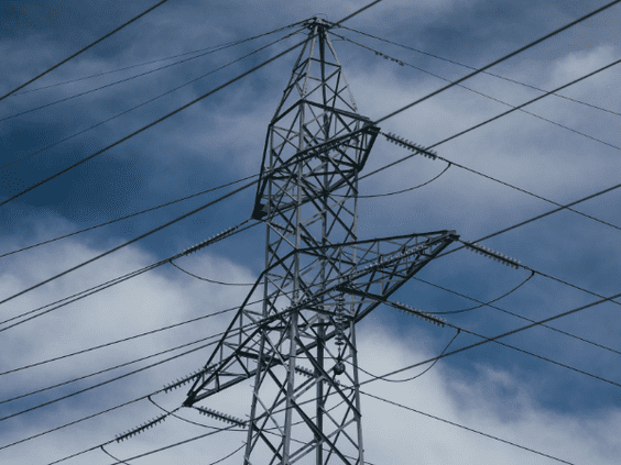 Nueva modalidad de control de tensión e inicio de la prestación en tiempo real