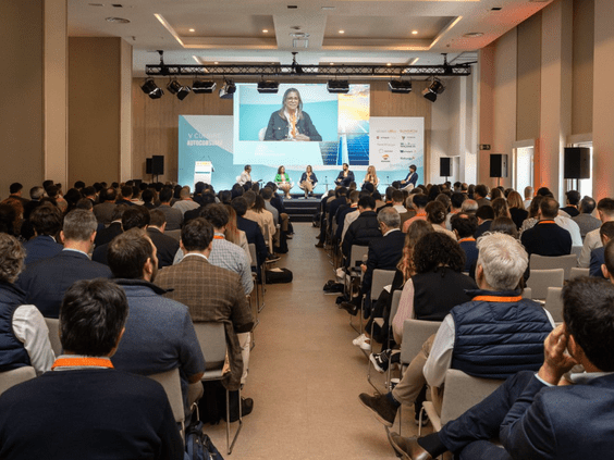 CNMC, IDAE y el Ministerio de Industria confirman su participación en la VI Cumbre de Autoconsumo de UNEF