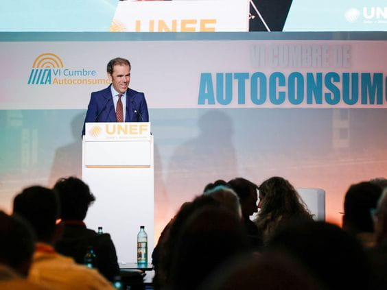 El autoconsumo reivindica su papel para la seguridad de suministro y la electrificación estratégica de España ante la crisis energética mundial