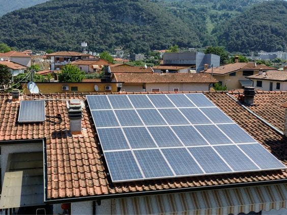 La instalación de baterías para autoconsumo aumenta un 65% en 2025