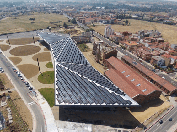 León Smart Solar City, impulsado por Norsol Energía Solar y el Ayuntamiento de León, finalista en los Innovation in Politics Awards 2026